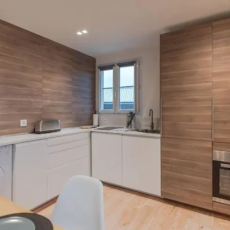 Arty Paris Disneyland Apartmán